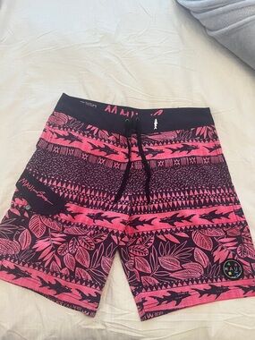Maui and Sons Hot Pink and Black Tribal Swim Shorts